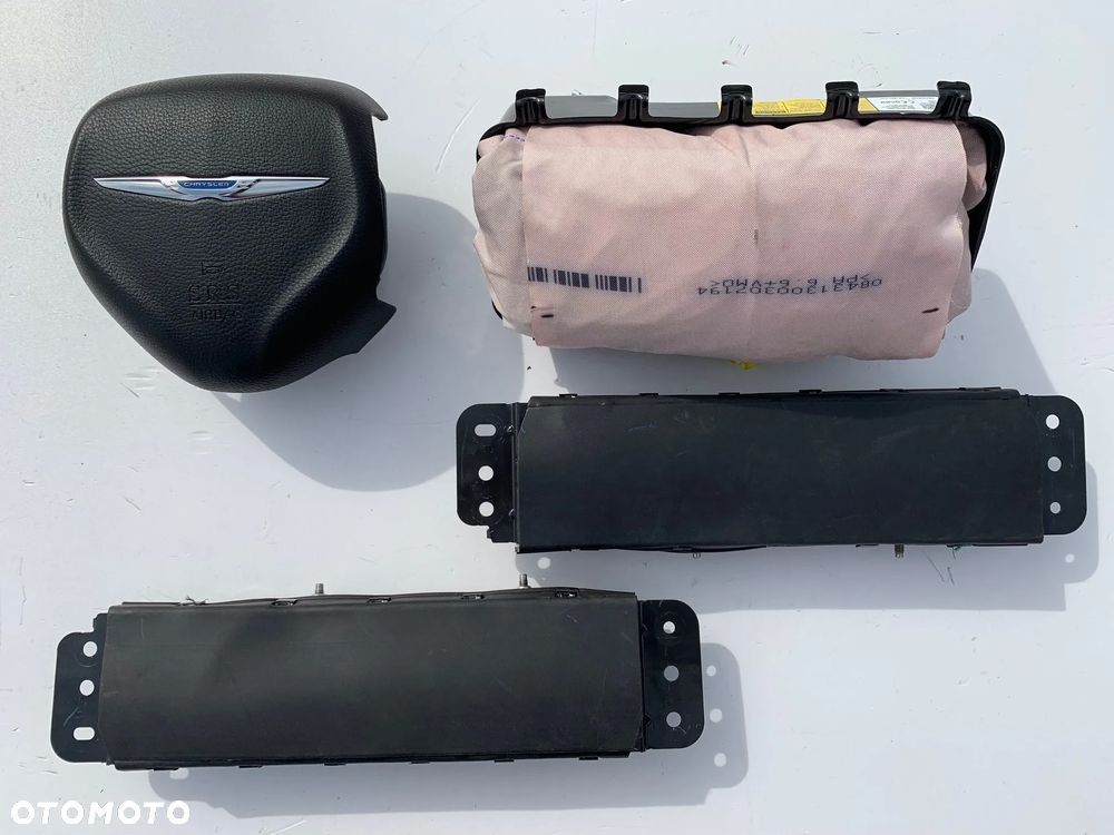 CHRYSLER PACIFICA DESKA SKÓRA KONSOLA KOKPIT PULPIT PÓŁKA PARAPET AIRBAG PODUSZKI PODUSZKA POWIETRZNA KIEROWCY PASAŻERA KOLANOWA KOLANOWE PODUSZKI KOLAN  PASY PAS regeneracja WYMIANA OD RĘKI NA MAGAZYNIE !!! - 22