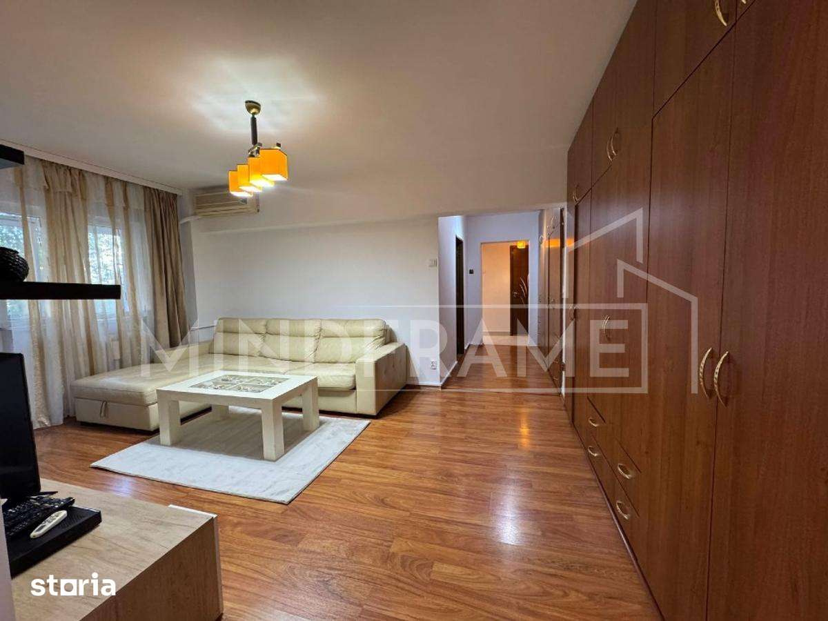 Baba Novac Piata Muncii Metrou Parcare Pet friendly — fotografia 3
