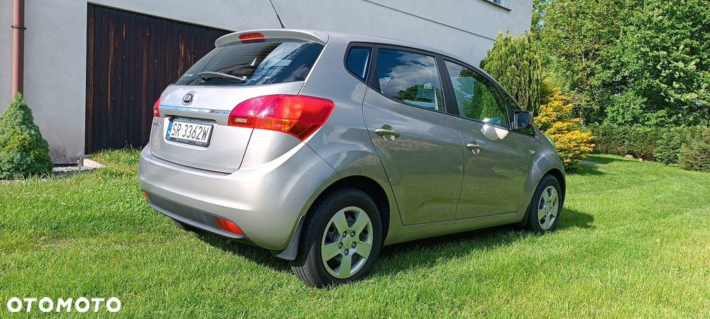 Kia Venga - 4