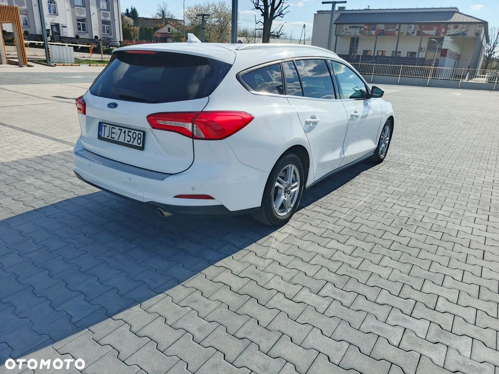 Ford Focus 1.5 EcoBlue Start-Stopp-System COOL&CONNECT DESIGN - 8