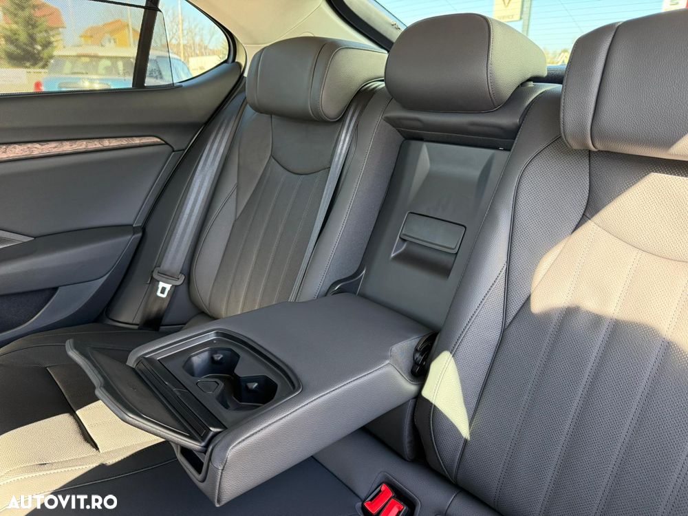 Skoda Superb 2.0 TSI DSG 4X4 L&K - 13