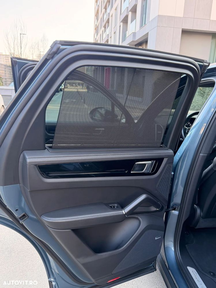 Porsche Cayenne Tiptronic S - 11