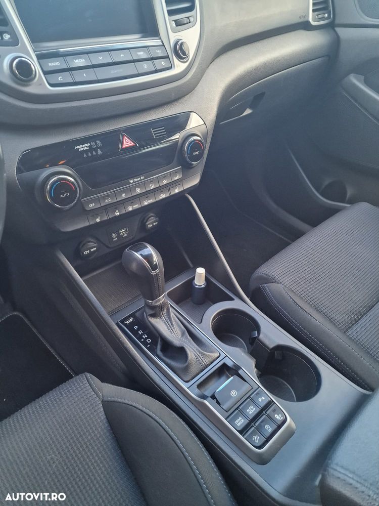 Hyundai Tucson - 16