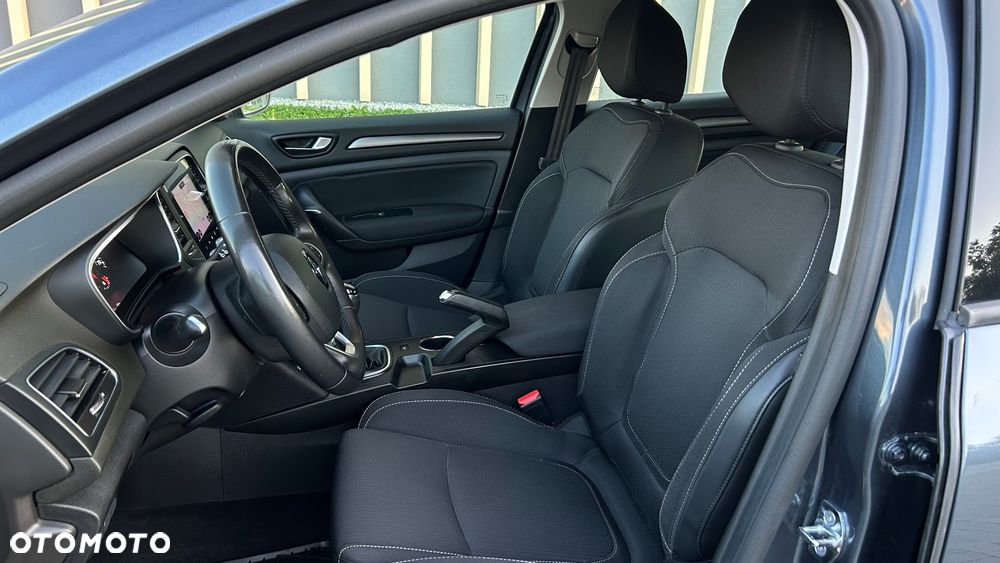 Renault Megane TCe 115 GPF ZEN - 19
