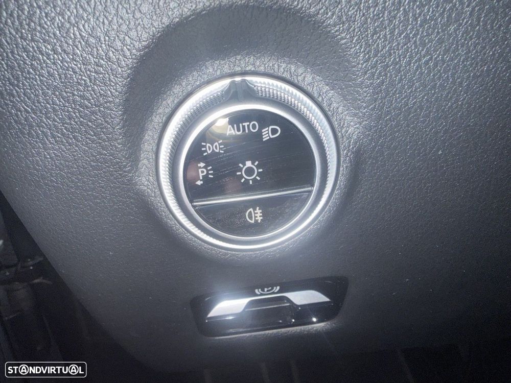 Mercedes-Benz C 220 d Avantgarde - 16