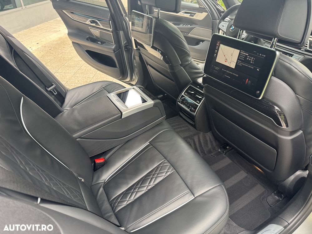 BMW Seria 7 730d xDrive - 12
