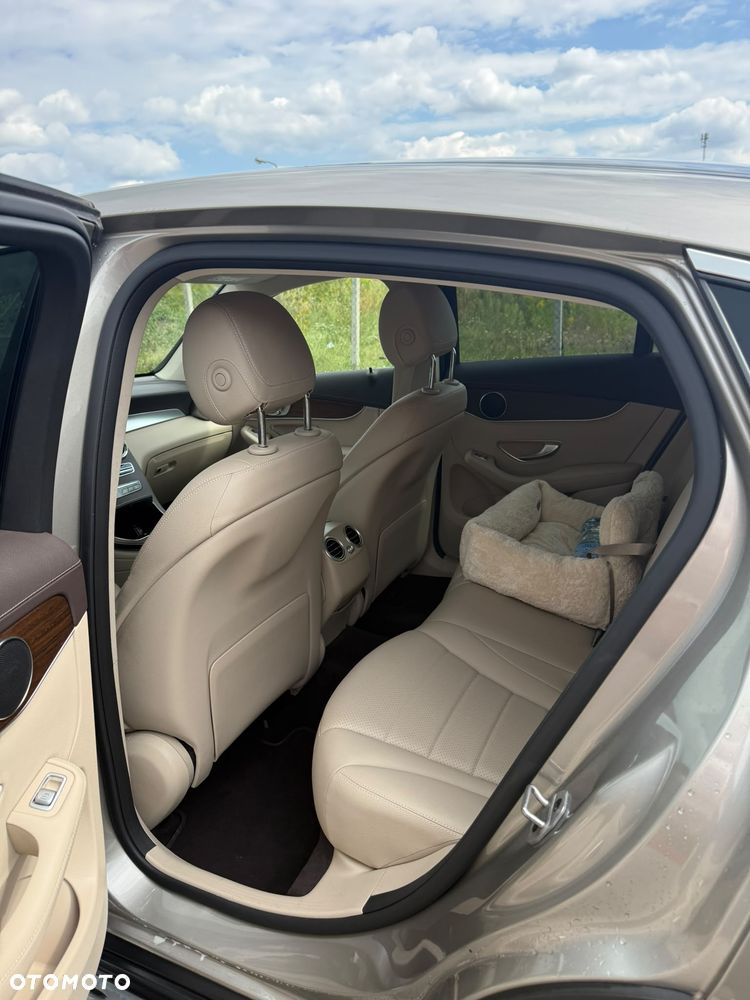 Mercedes-Benz GLC 200 - 7
