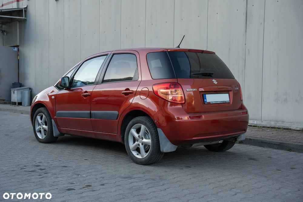 Suzuki SX4 - 3