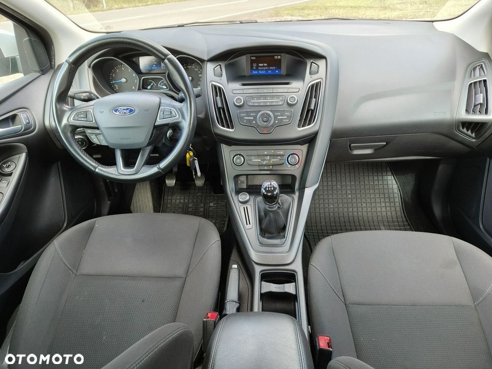Ford Focus 1.6 Ti-VCT Ambiente - 8