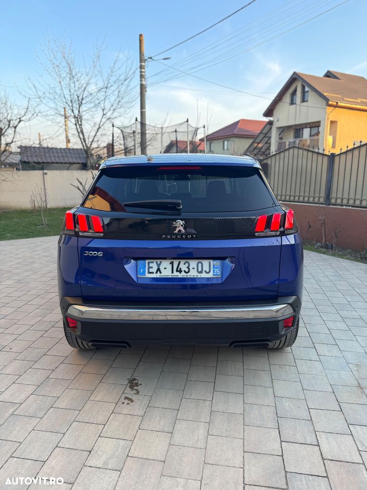 Peugeot 3008 PureTech 130 Stop & Start GPF EAT8 Allure - 4