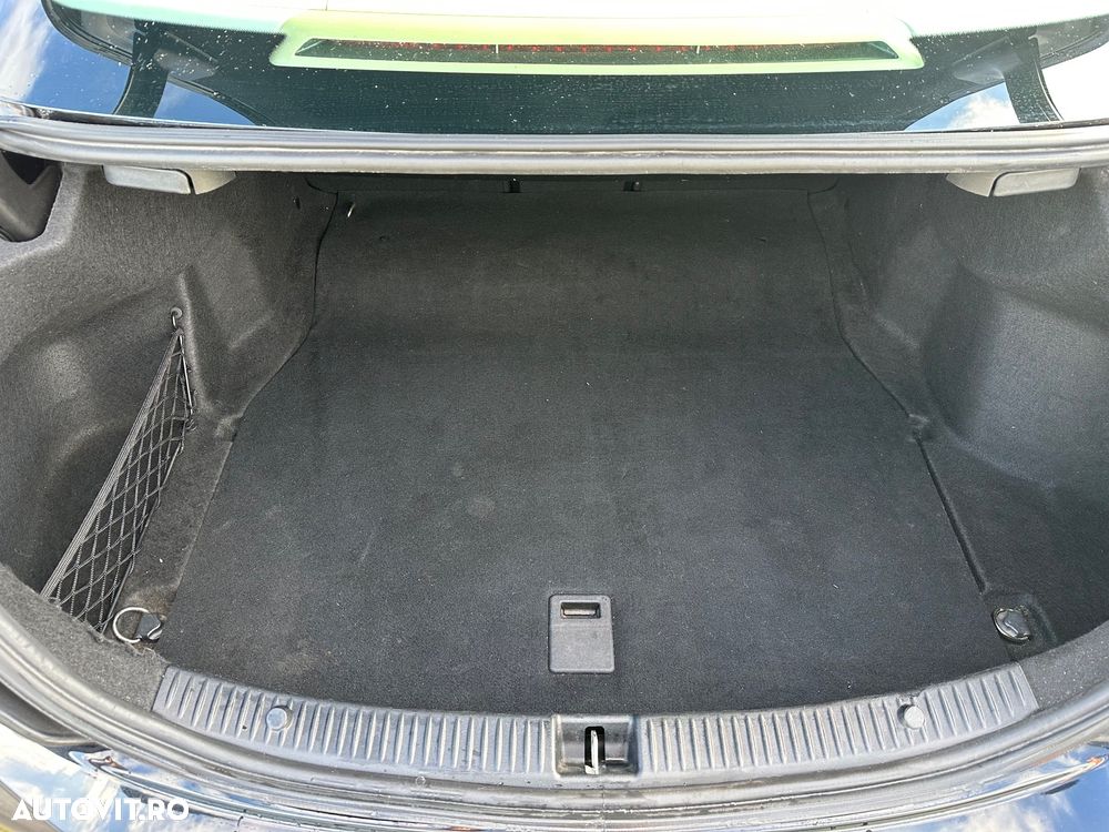 Mercedes-Benz C 220 d 9G-TRONIC Avantgarde - 26