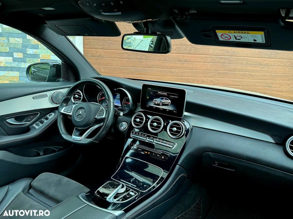 Mercedes-Benz GLC 220 d 4Matic 9G-TRONIC AMG Line - 36