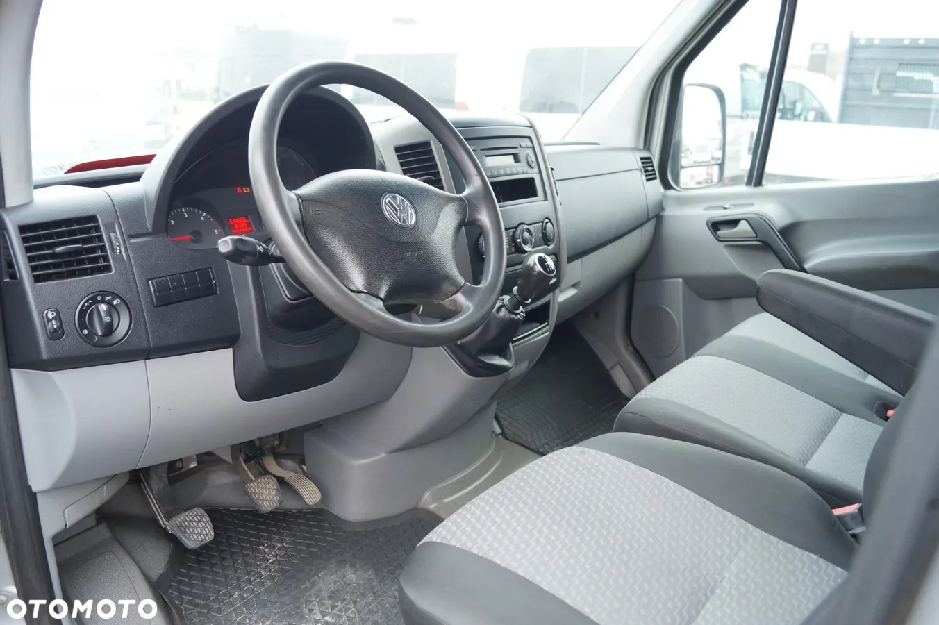 Volkswagen CRAFTER - 17