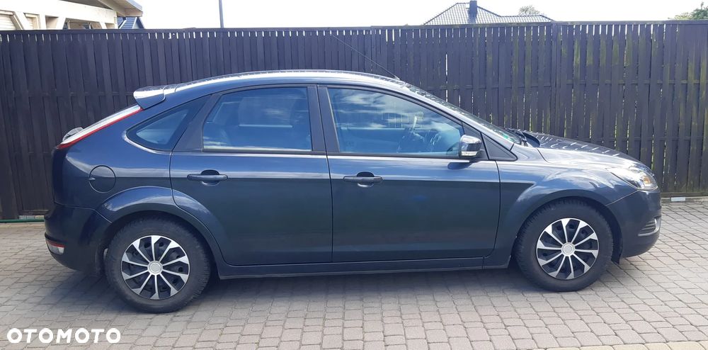 Ford Focus 1.6 Ambiente EU5 - 1
