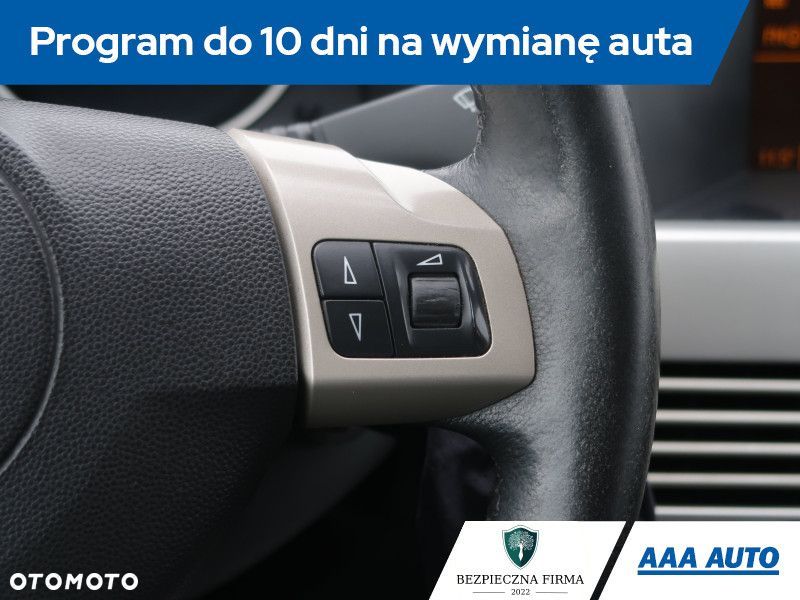 Opel Astra - 19