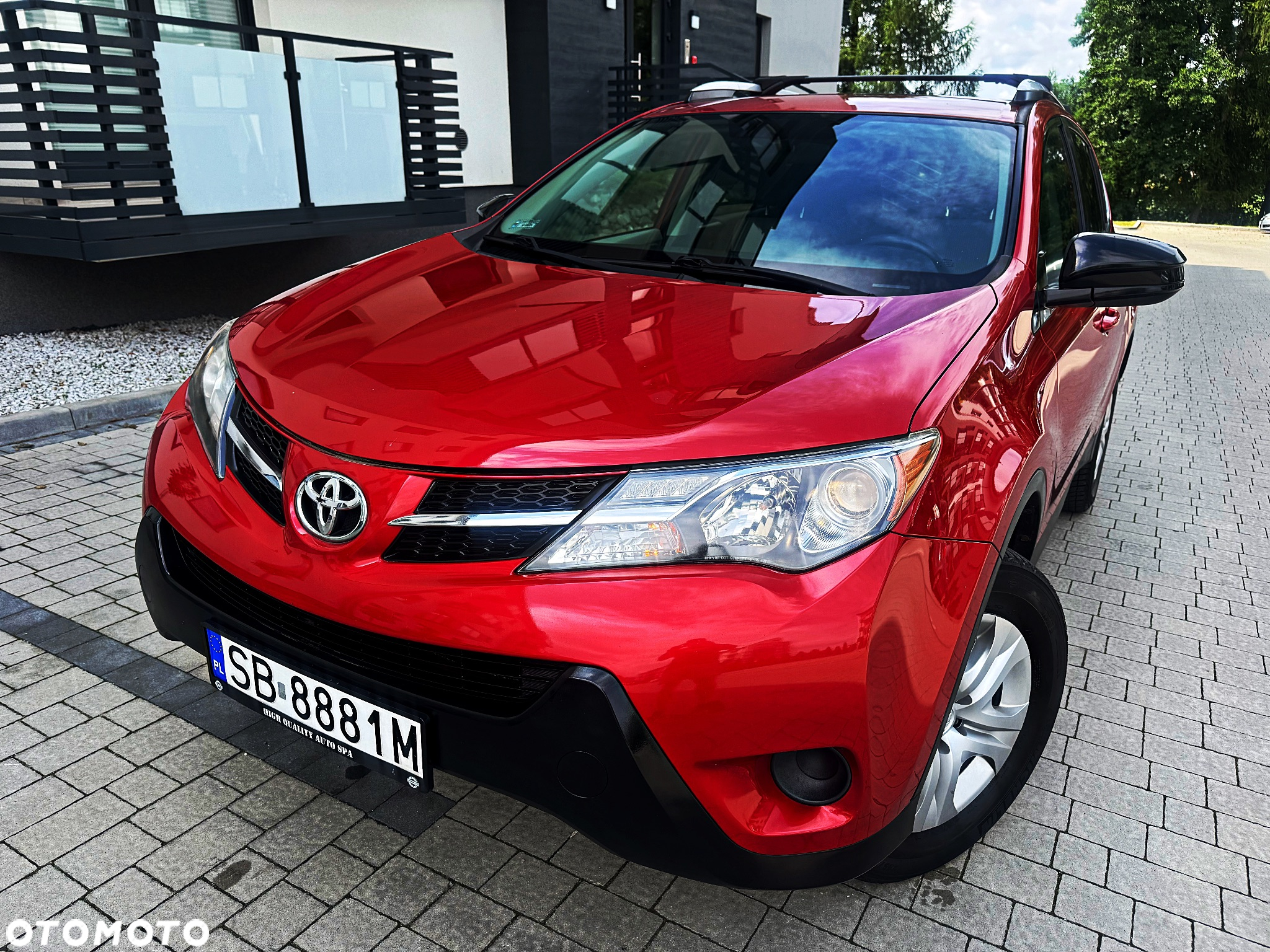 Toyota RAV4 - 8