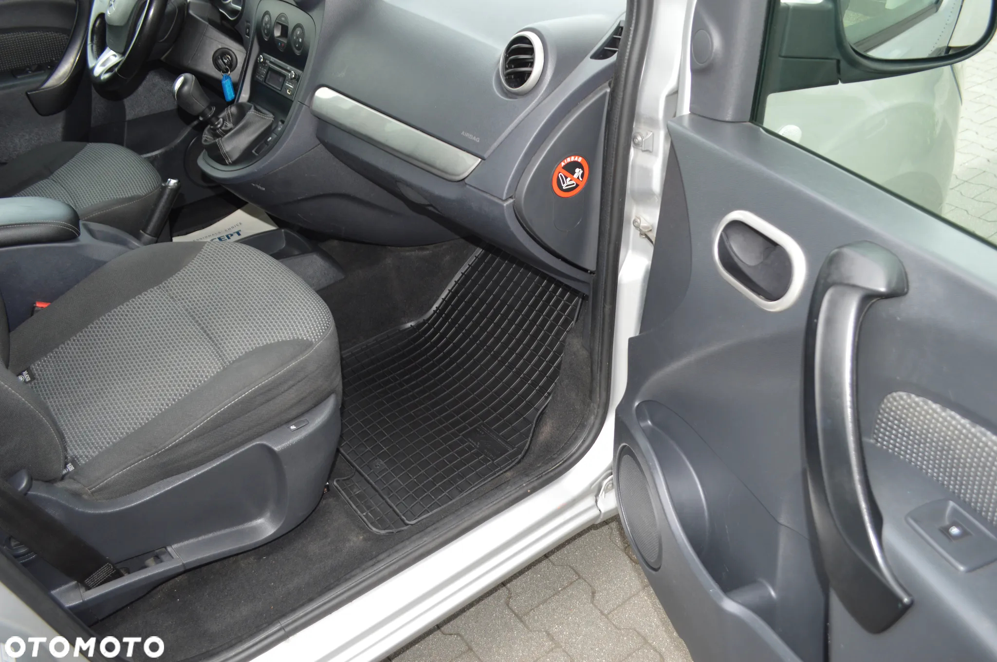 Mercedes-Benz CITAN - 14