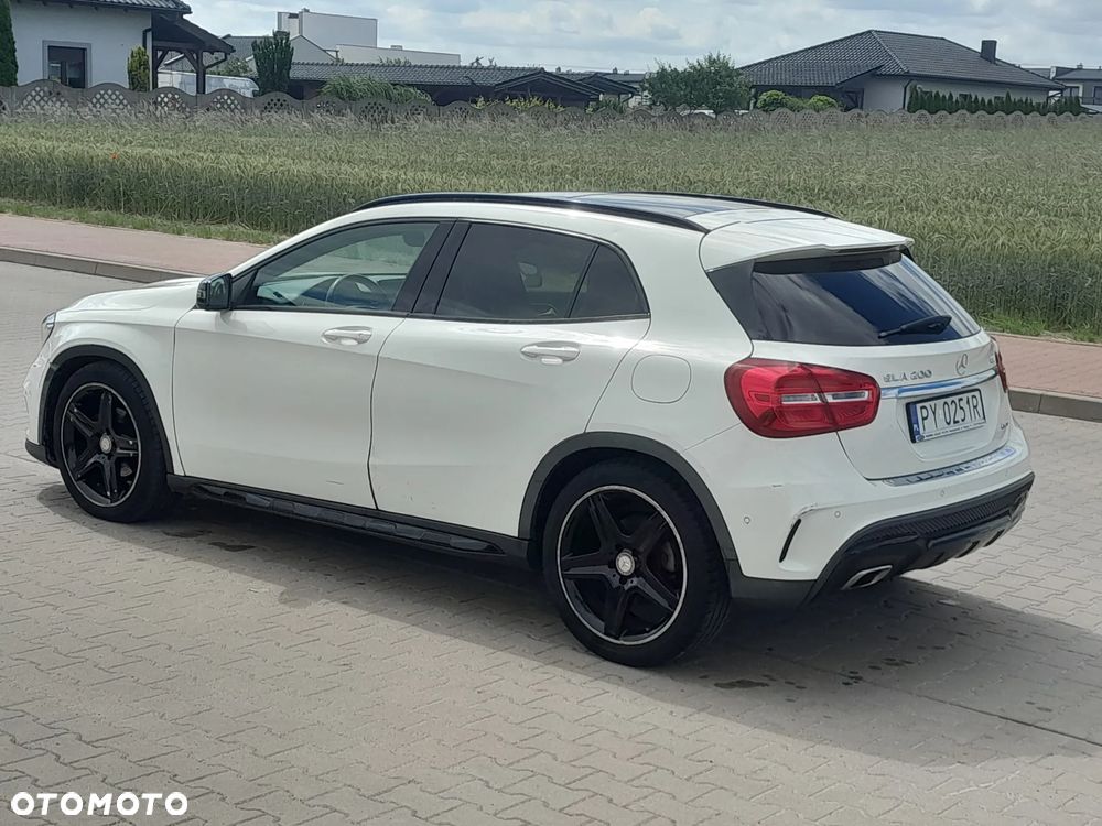 Mercedes-Benz GLA 200 (CDI) d 4-Matic - 5
