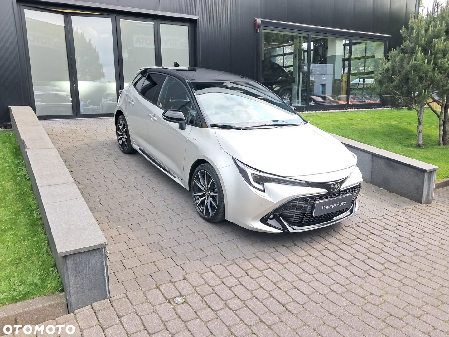 Toyota Corolla 2.0 Hybrid GR Sport Dynamic - 3