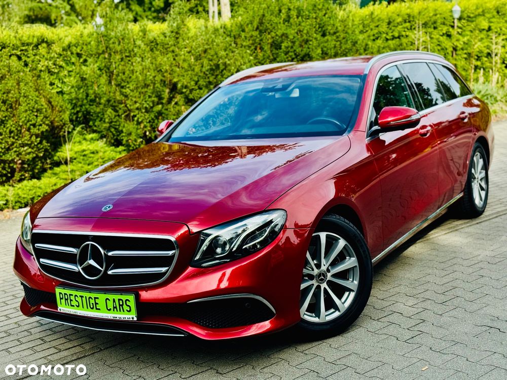 Mercedes-Benz Klasa E 220 d T 9G-TRONIC Exclusive - 17