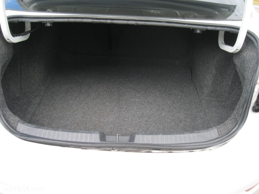 Volkswagen Jetta - 19