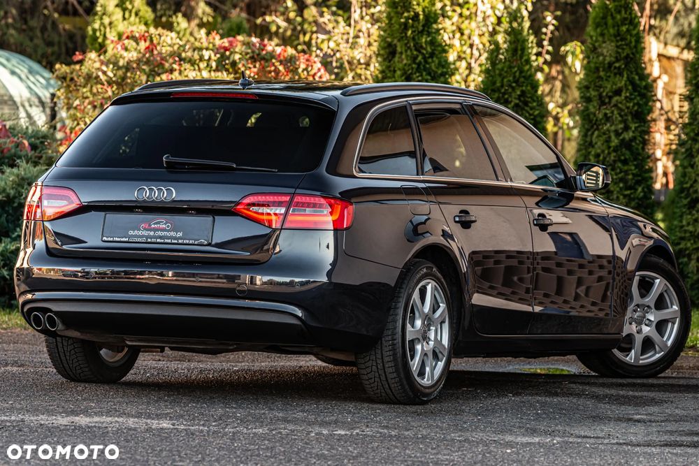 Audi A4 Avant 2.0 TDI - 8