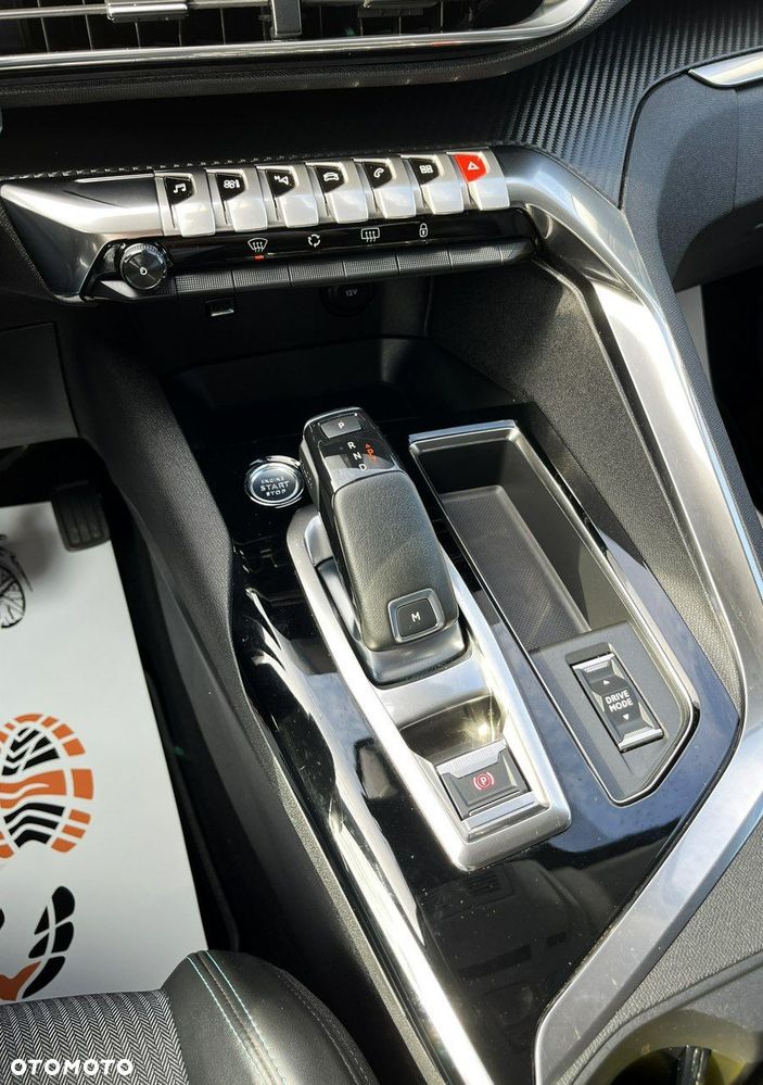 Peugeot 3008 1.2 PureTech Allure Pack S&S EAT8 - 20