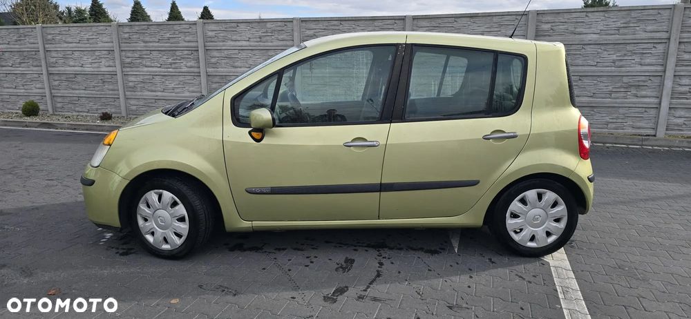 Renault Modus 1.6 16V Cite - 3