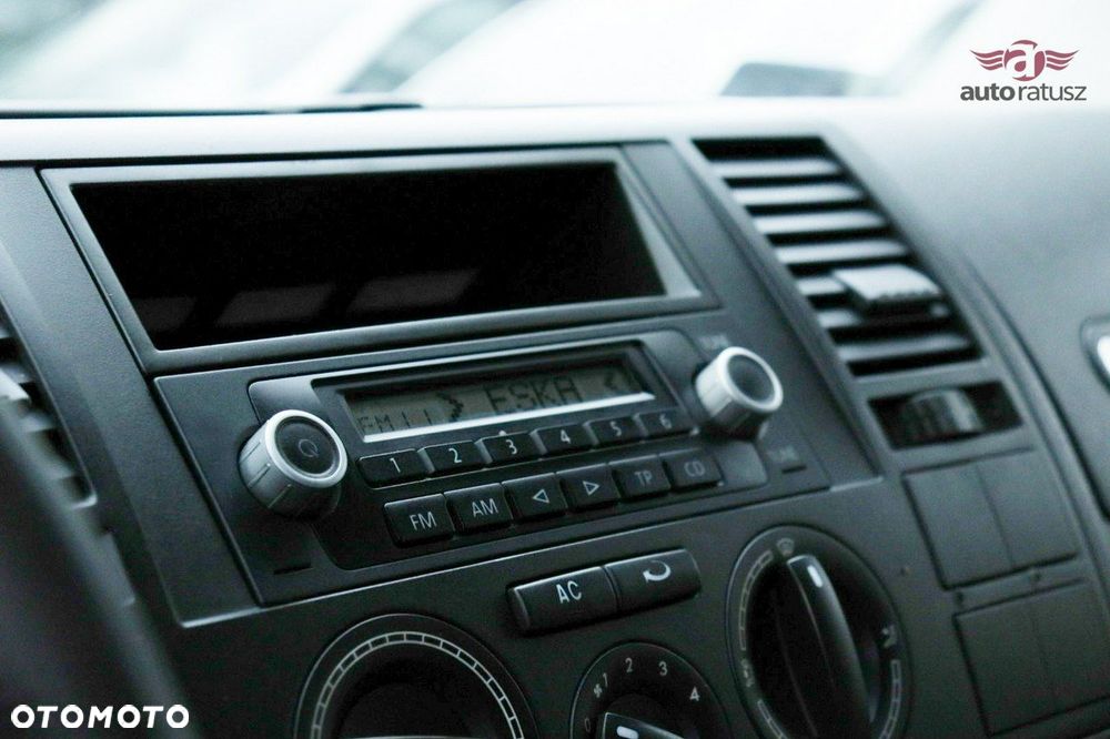 Volkswagen Transporter - 12