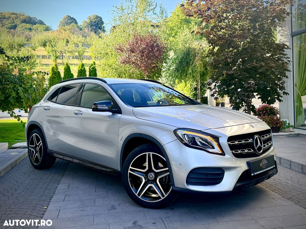 Mercedes-Benz A 250 4Matic 7G-DCT AMG Line - 3