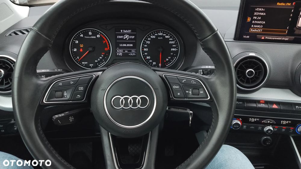 Audi Q2 30 TFSI - 10