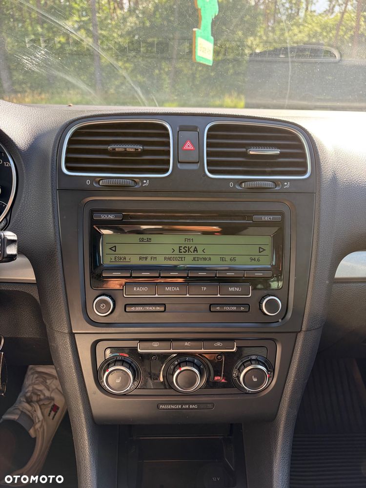 Volkswagen Golf 2.0 TDI DPF Comfortline - 13