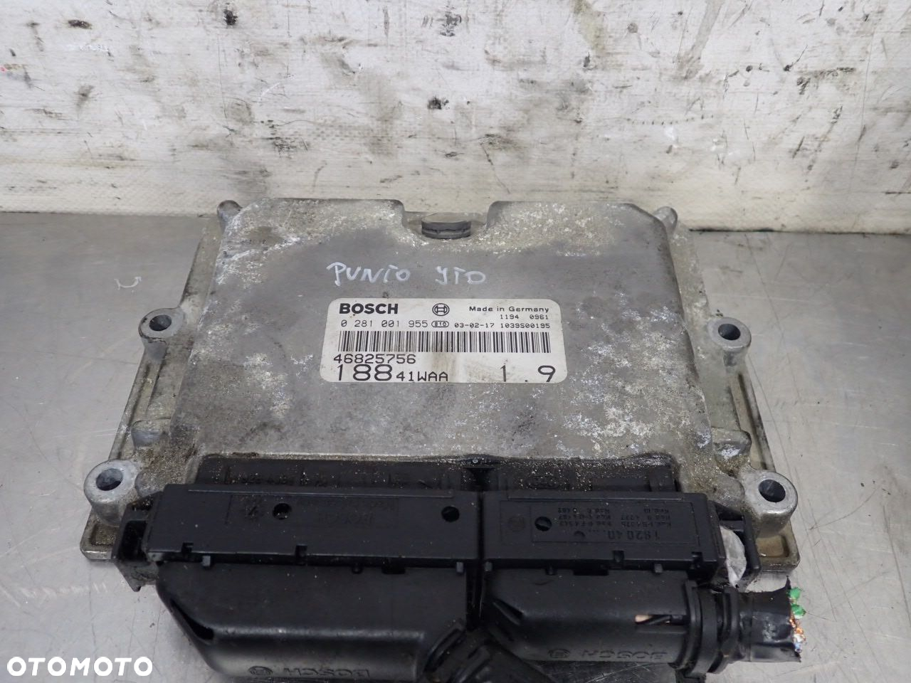 KOMPUTER SILNIKA FIAT PUNTO II 1.9 4682576   0281001955 - 2