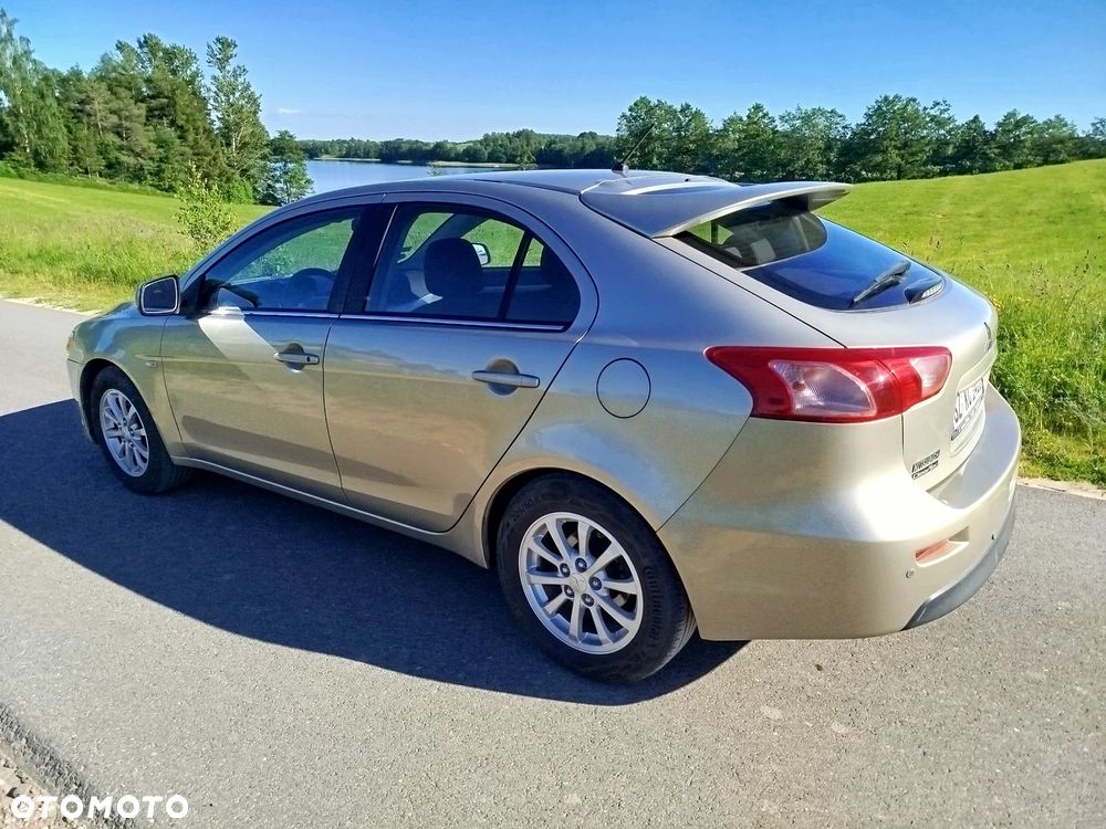Mitsubishi Lancer 1.6 - 4