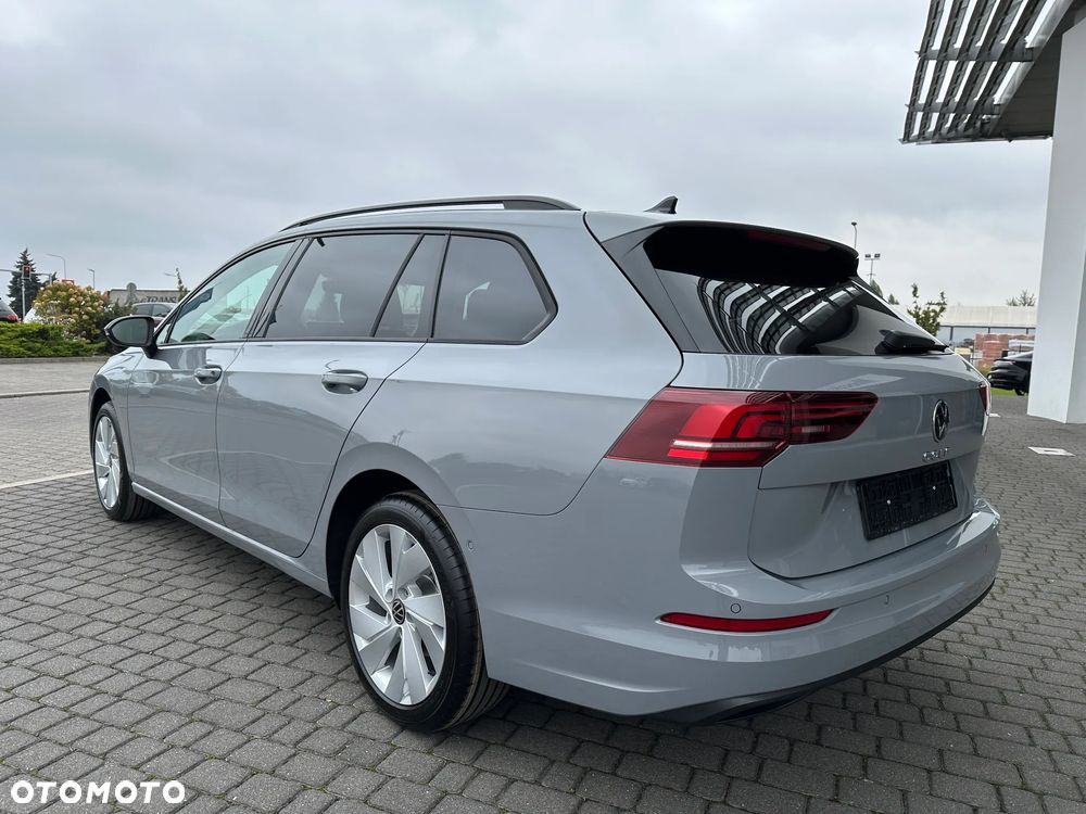 Volkswagen Golf VIII 2.0 TDI Life Plus DSG - 11