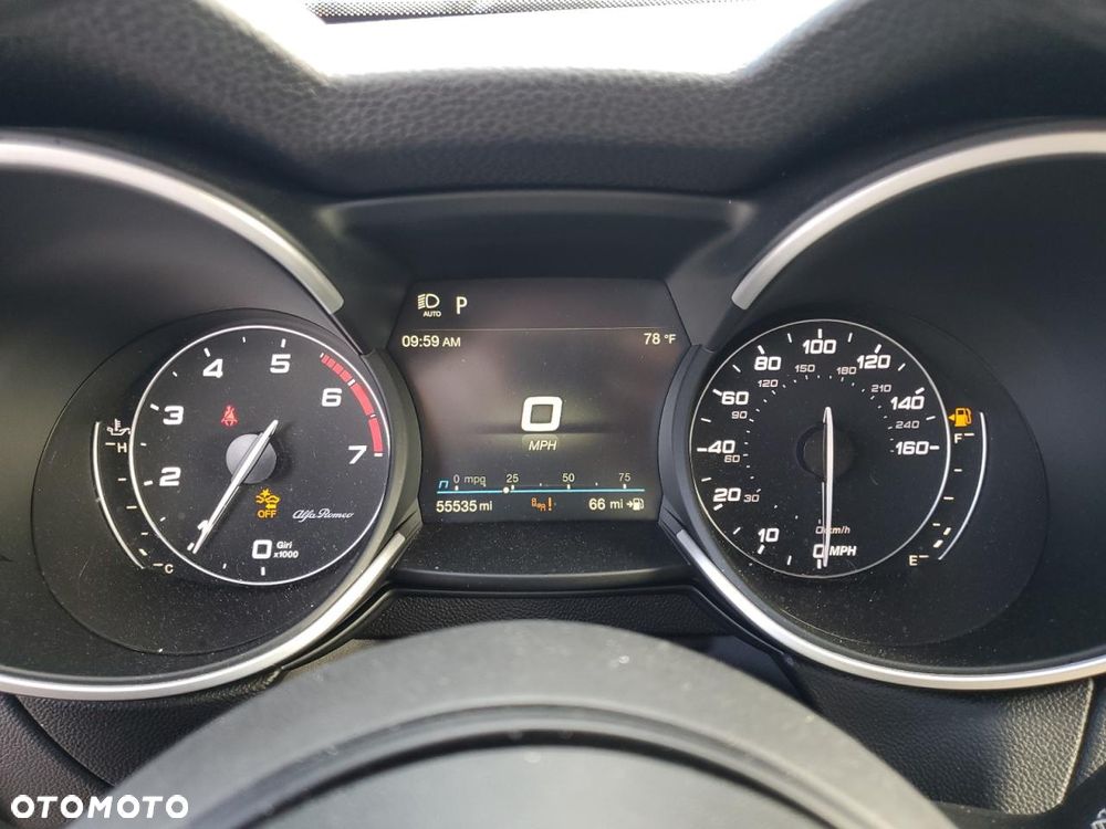 Alfa Romeo Stelvio 2.0 Turbo 16V AT8-Q4 Veloce Ti - 13