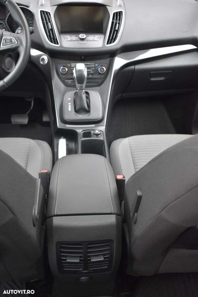 Ford Grand C-Max 2.0 TDCi Powershift Titanium - 37