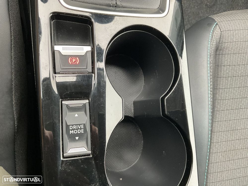 Peugeot 2008 1.5 BlueHDi Allure - 28