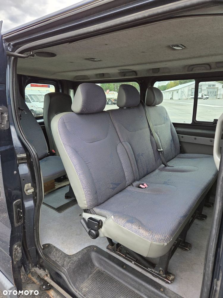 Renault Trafic - 10