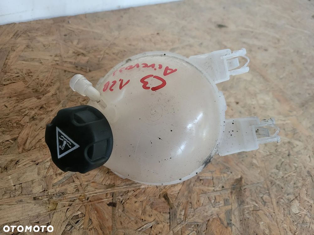 Zbiorniczek wyrównawczy Citroen C3 Aircross 1.2 b - 2