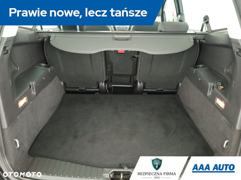 Ford Grand C-MAX - 13