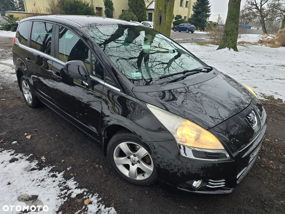 Peugeot 5008 1.6 HDi Premium - 1