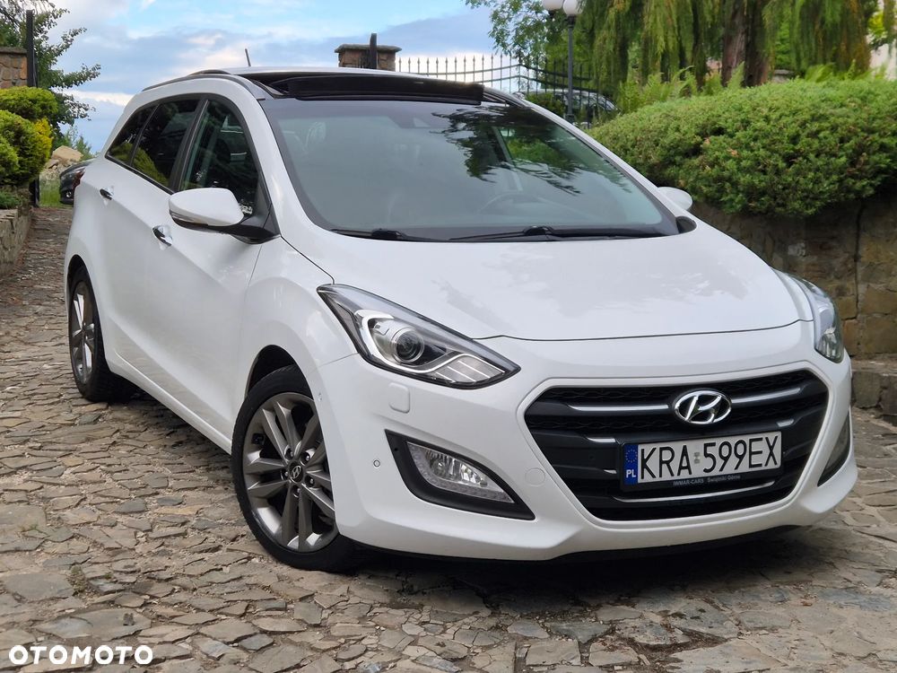 Hyundai i30 blue Kombi 1.6 CRDi DCT Premium - 15