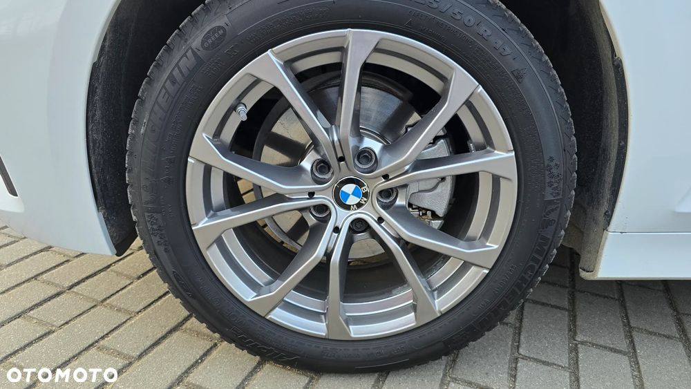 BMW Seria 3 320d Sport Line - 13