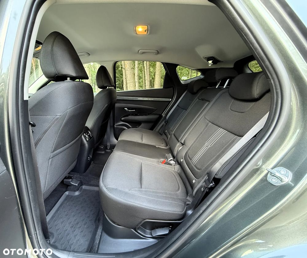 Hyundai Tucson 1.6 T-GDi HEV Executive 2WD - 13