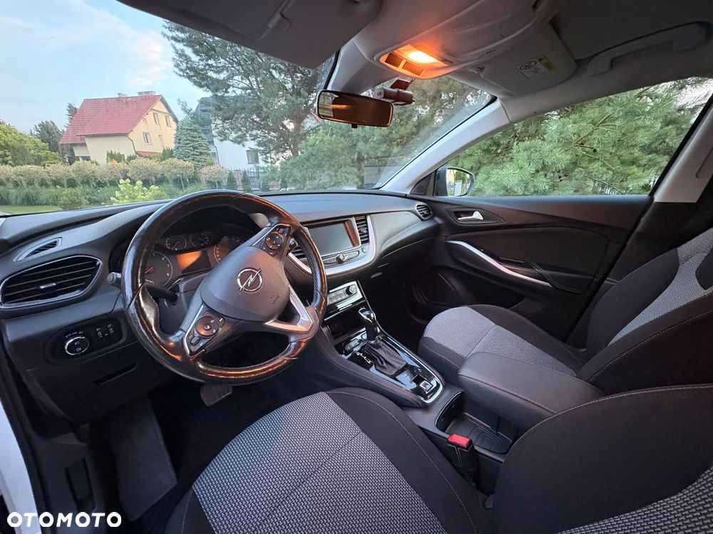 Opel Grandland X 1.2 T GPF Edition S&S - 21