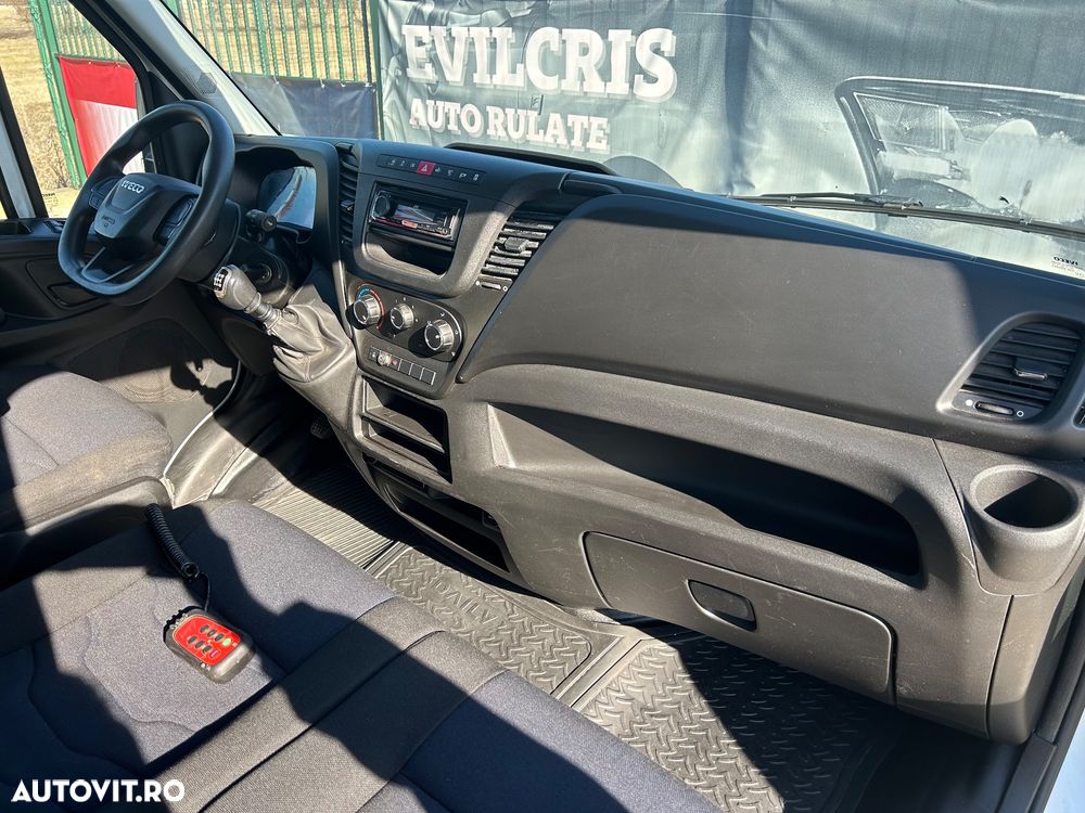 Iveco 3.0 D ABROLLKIPPER Lift Truck 3.5 tone - 31