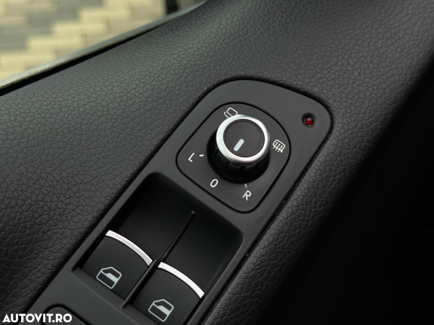 Volkswagen Tiguan - 11