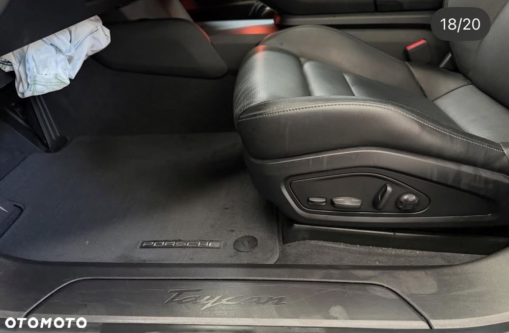 Porsche Taycan Sport - 13
