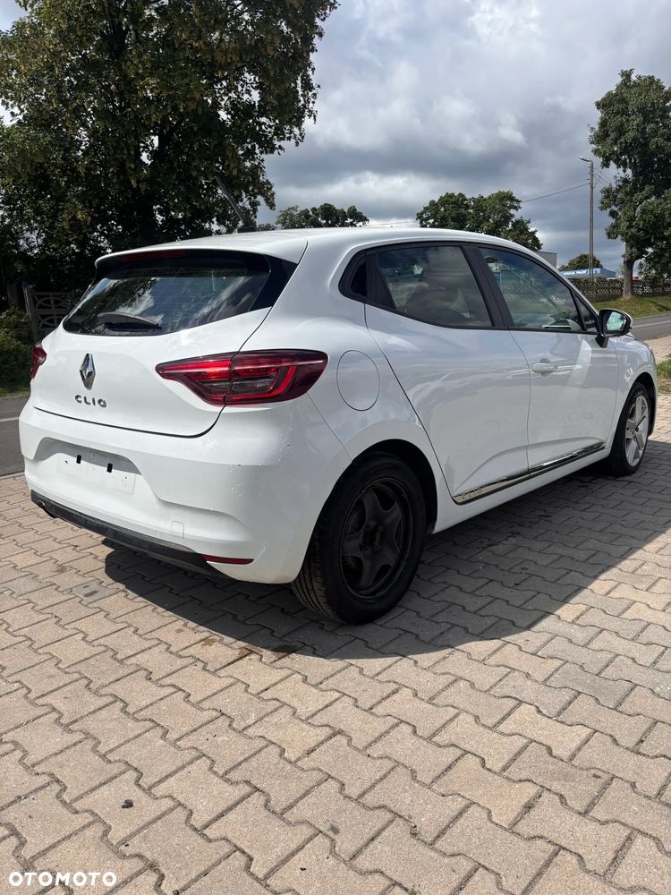 Renault Clio - 5